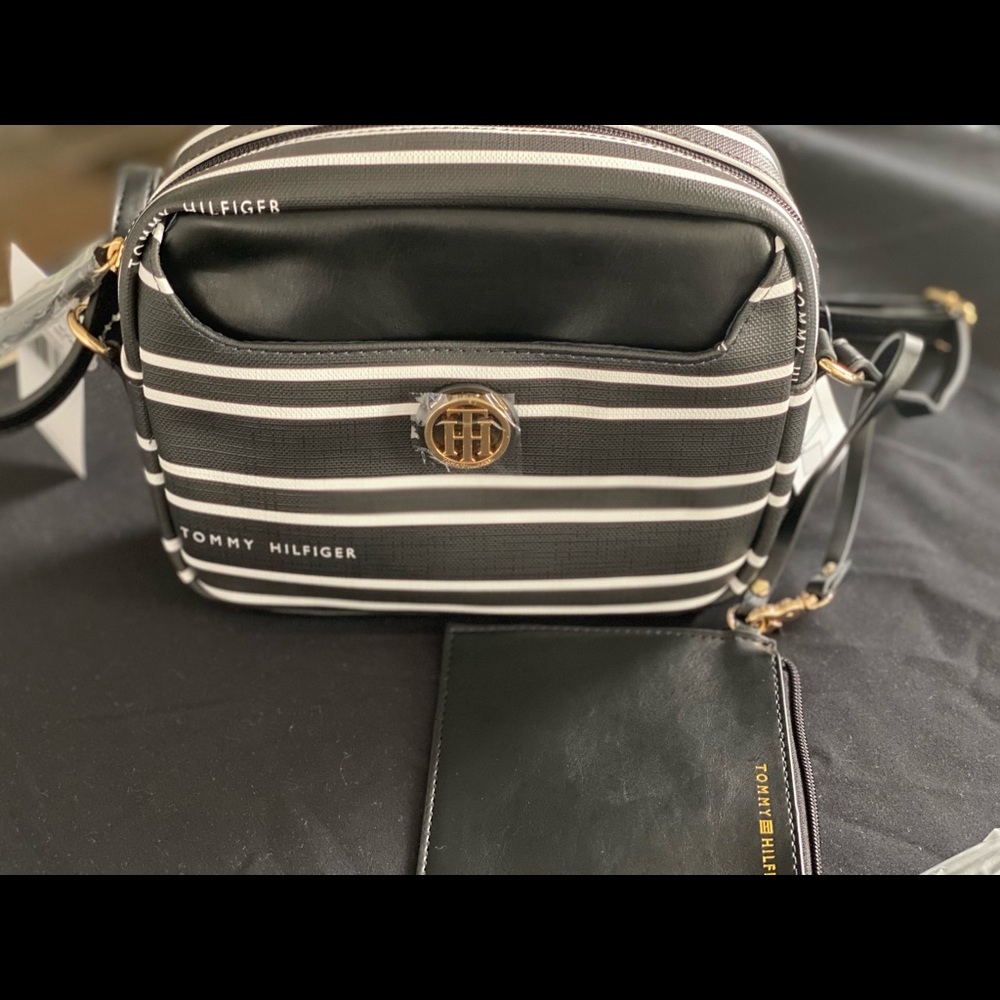 Black and white Tommy Hilfiger crossbody